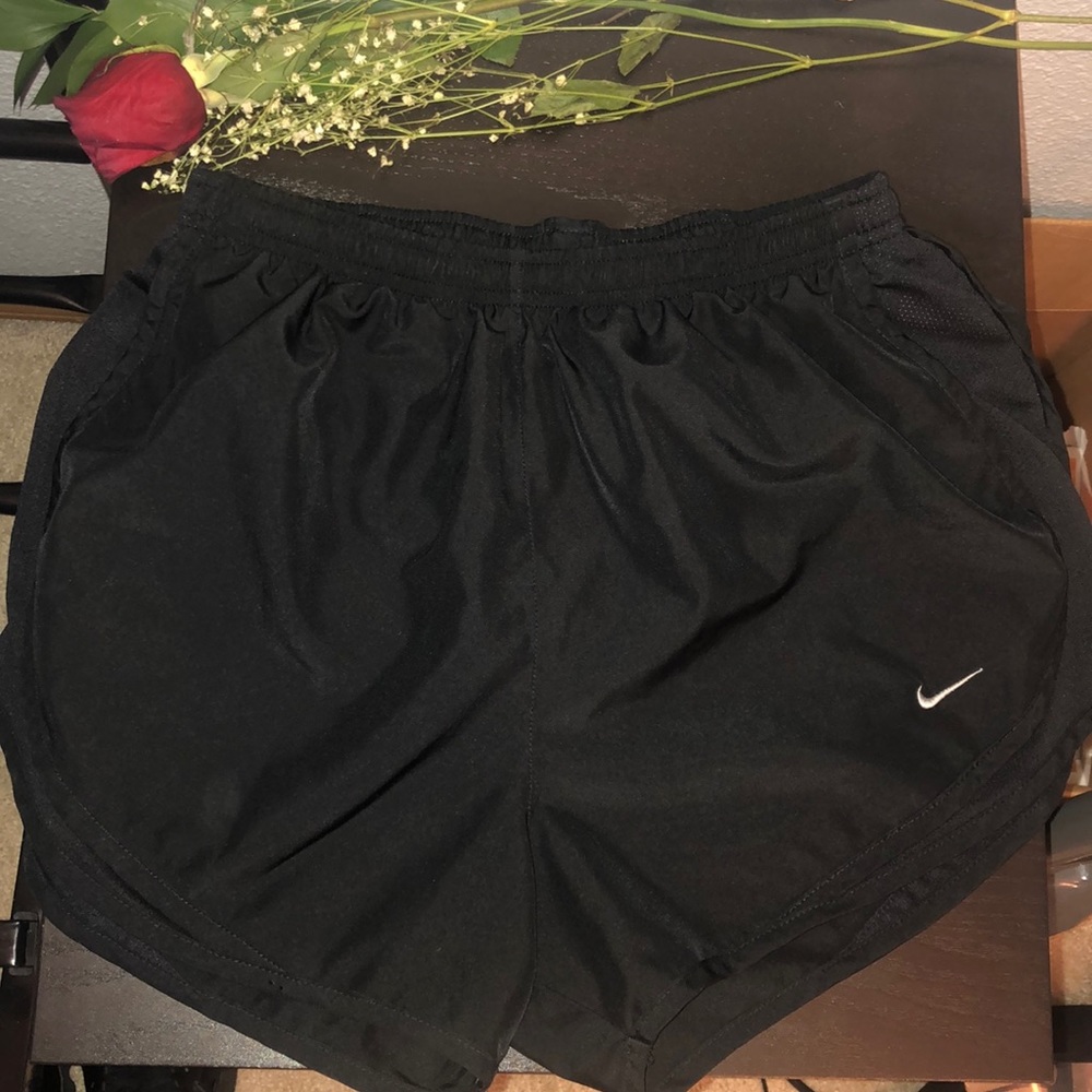 ✨Nike Shorts✨